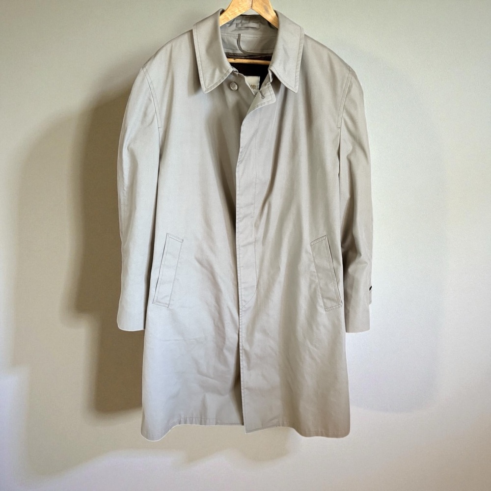 Vintage London Fog Maincoat Trench Coat with removable Faux Fur Lining - 46 Long